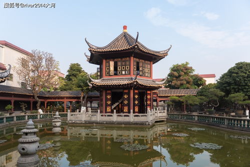 廣東順德的 土豪 古民居,精美的木雕貼滿金箔,游客不多